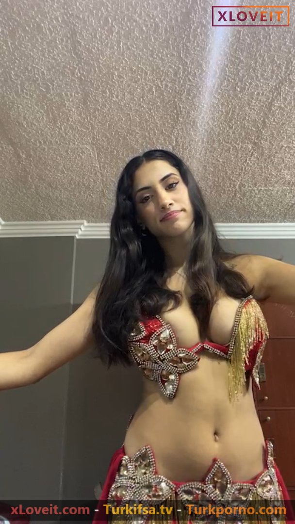 Nazlıgül ifşa canlı yayında dansöz olup kıvırttı